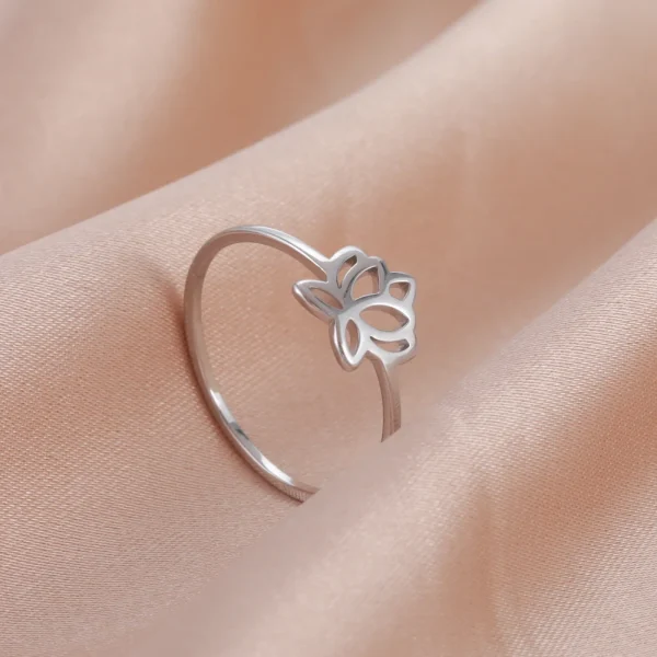 Skyrim Stainless Steel Lotus Flower Rings for Women Vintage Finger Ring Jewelry Female Wedding Engagement Gift Wholesale 2025 - Image 6