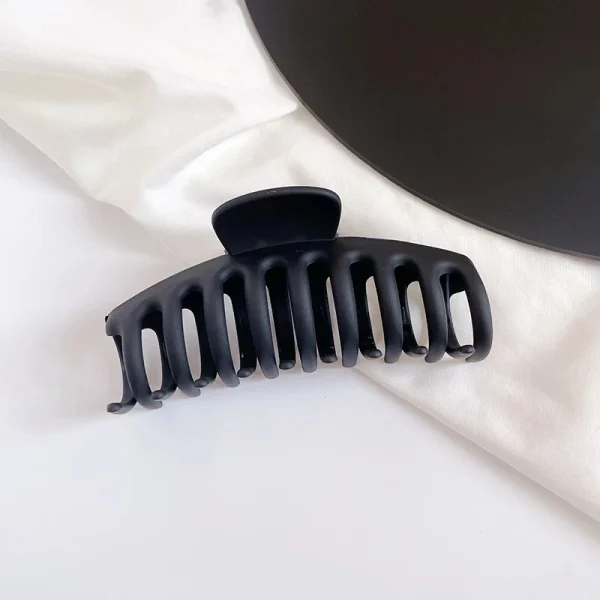 Fashion Black Large Hair Claw Acrylic Hairpin Geometry Barrette Crab Hair Clips Headwear Womens Girl Hair Accessories Styling - Image 7